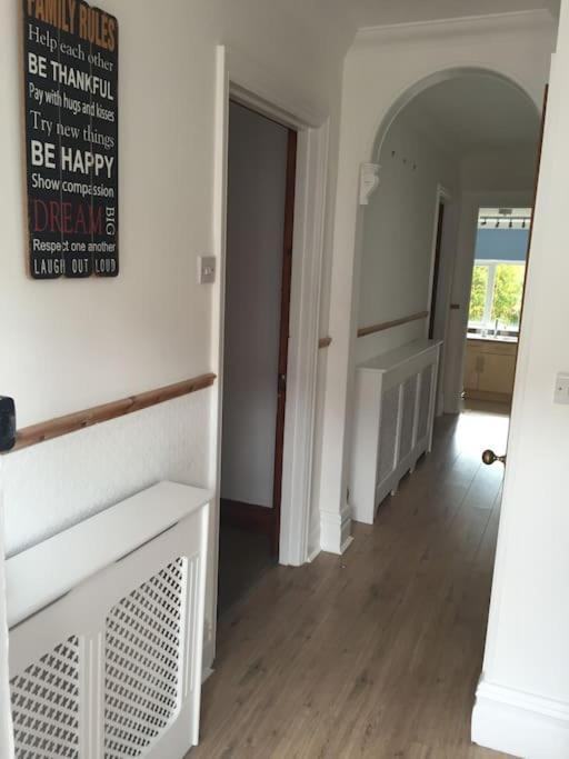 Spacious 5 Large Bedroom Victorian House - Beach 2 Miles Poole Exteriör bild